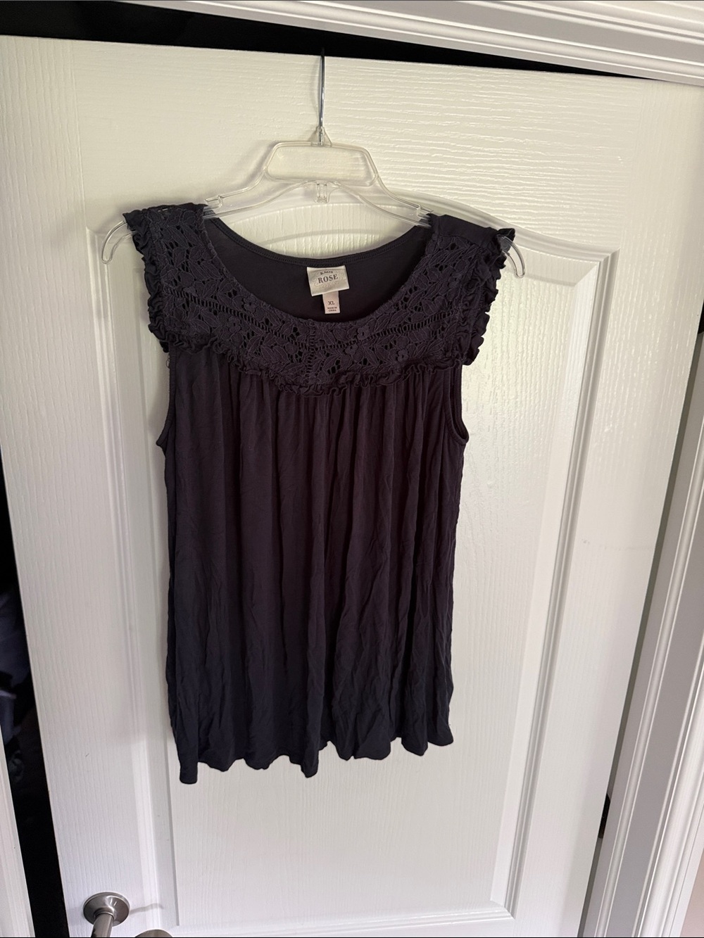 Knox Rose Blackish/gray Crochet Yoke Sleeveless Tank
